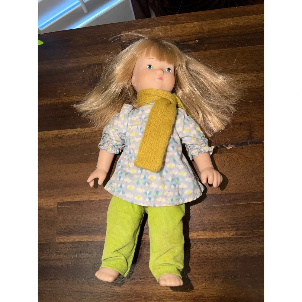 Moulin Roty Les Coquettes Doll Blonde Hair Freckles Floral Tunic Green Pants 10